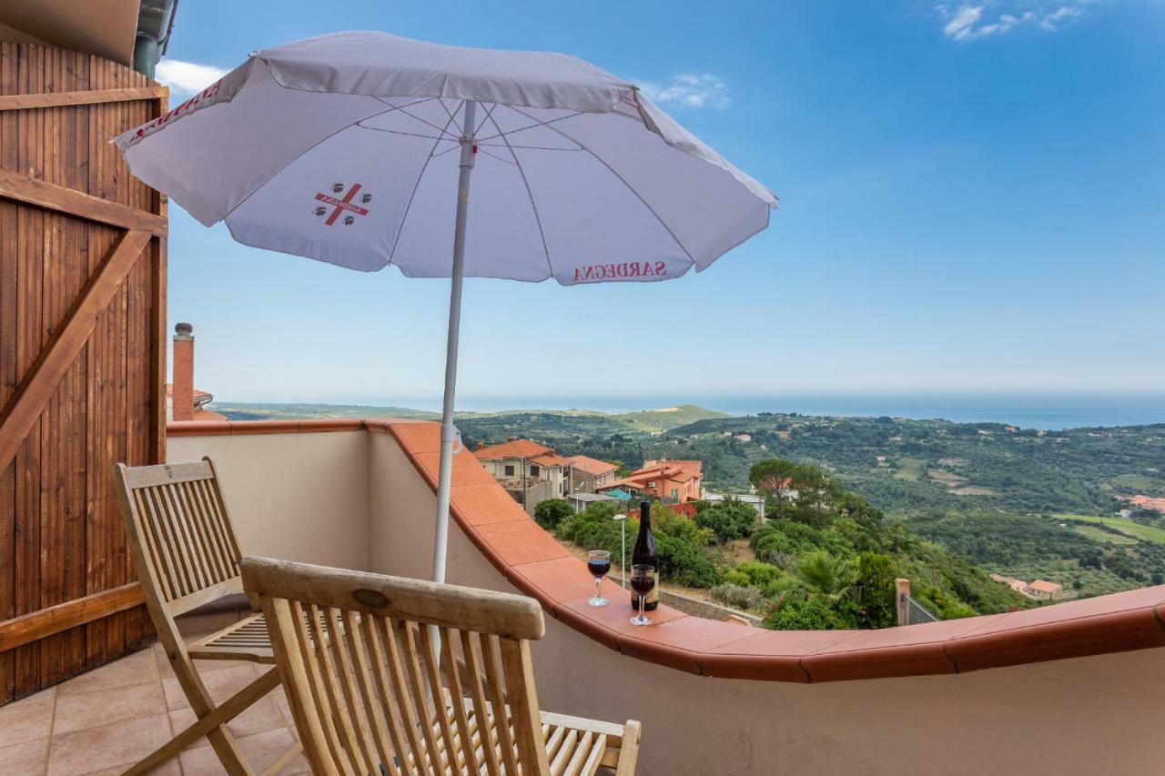 Casa Vista Mare Bosa/Magomadas Esterno foto